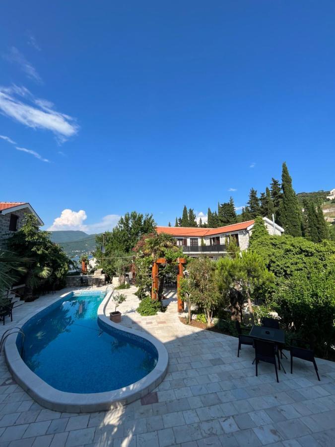 Forte Rose Resort Tivat Exterior photo